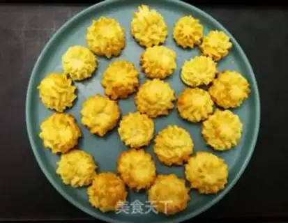 Make Red clouds and cookies step 8