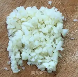 Make Garlic butter and acorns step 1