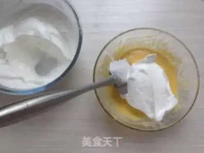 Make Fruit yogurt cake step 5