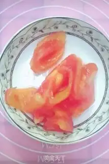 Make Tomato egg muffins step 0