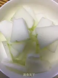 Make Wintermelon shrimp step 1