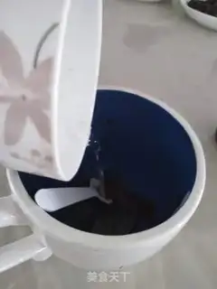Make Chocolate milk step 1