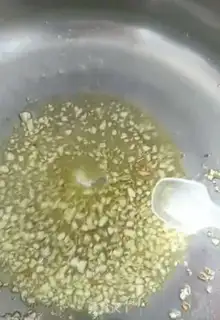 Make Garlic fans steam shrimp step 4
