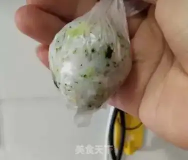 Make Vegetable shrimp rice step 3