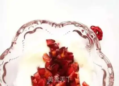 Make Cherry yogurt toast step 1