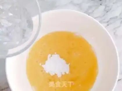 Make Scrambled ostrich step 4