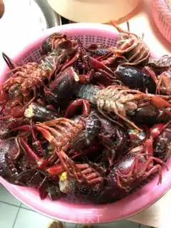 Make Garlic lobster step 0