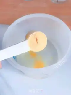 Make Rainbow pudding step 1