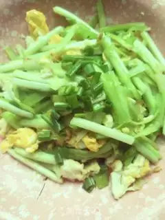 Make Yellow eggs step 5
