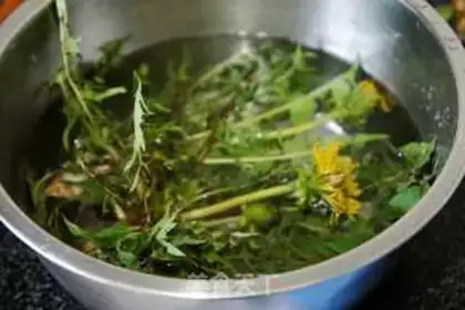 Make Plum tea step 0