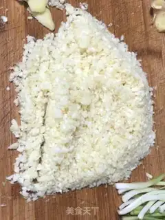 Make Garlic lobster step 1