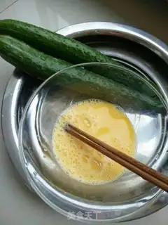 Make cucumber egg shrimp dumplings step 0