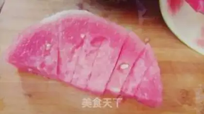 Make Sliced watermelon step 5
