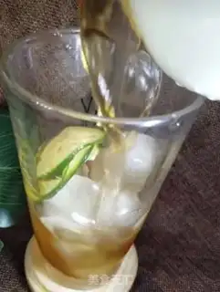 Make Lemon iced tea step 5
