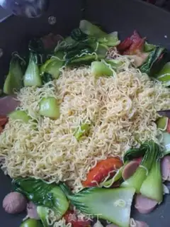 Make Fried noodles step 6