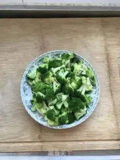 Make Fried broccoli step 2