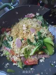 Make Fried noodles step 8