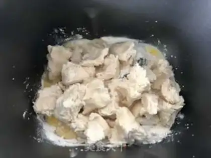 Make Chinese milked toast step 1