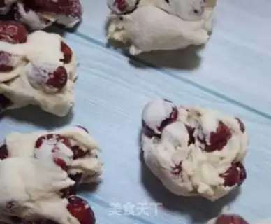 Make Milk and red dates step 5