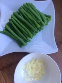 Make Garlic beans step 3