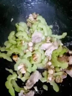 Make Scrambled pork chops step 5