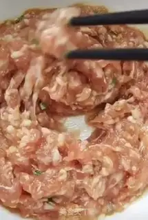 Make Roses steam meat dumplings step 5