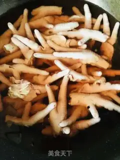 Make Spicy pepper chicken claws step 3