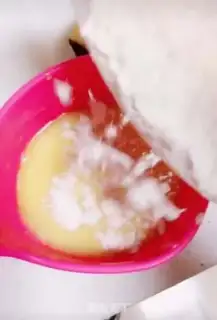 Make Banana omelet step 2