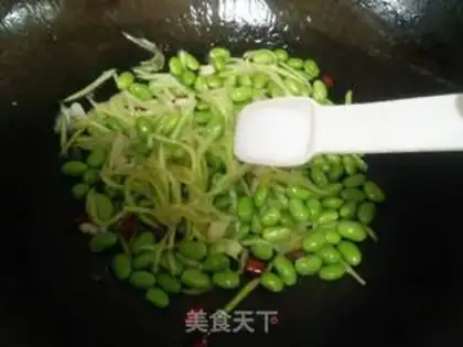 Make Soybeans with watermelon peels step 11