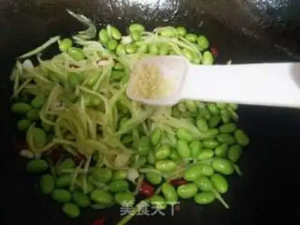 Make Soybeans with watermelon peels step 12