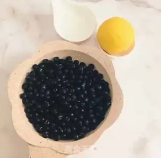 Make Baby blueberry sauce step 0