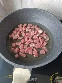 Make Cheese and potatoes and beef step 0