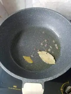 Make Cheese and potatoes and beef step 3