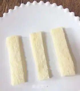 Make Double-story heartbrush toast step 2