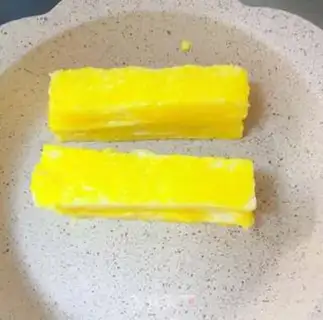 Make Double-story heartbrush toast step 8
