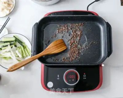 Make An electromagnetic furnace spicy roasted fish step 6