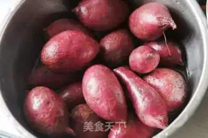 Make Steamed potatoes step 0