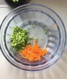 Make Vegetable pasta steam cake step 4