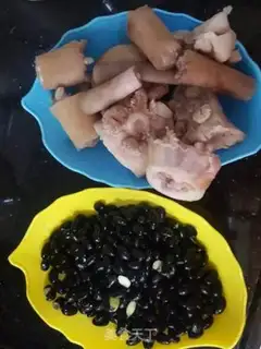 Make Pigtail black beans step 0
