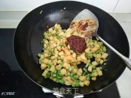 Make Spaghetti sauce step 4