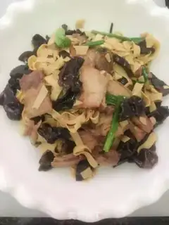 Make Bean-skin-mucked meat step 9