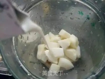 Make A banana shake step 4