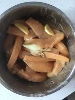 Make Family fried chicken step 1