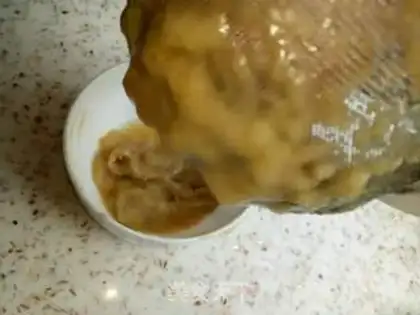 Make The baby feeds on green pea mud step 2