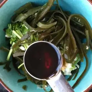 Make Garlic seaweed step 8