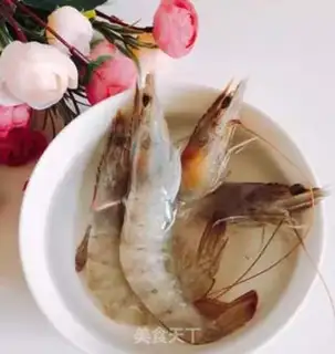 Make Baby shrimp noodles step 0
