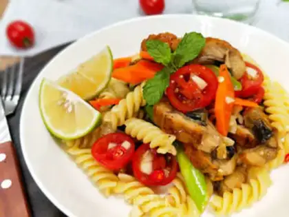 Make Thai eel pasta step 9