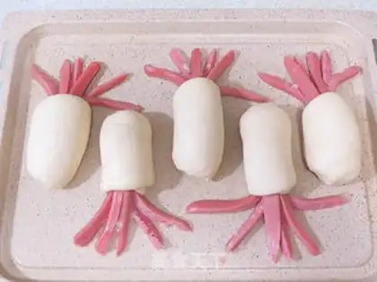 Make Squidward bread step 12