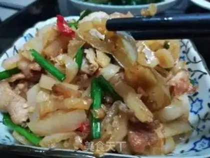 Make White pepper fried meat step 0