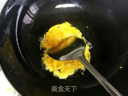 Make Pepper fried eggs step 3